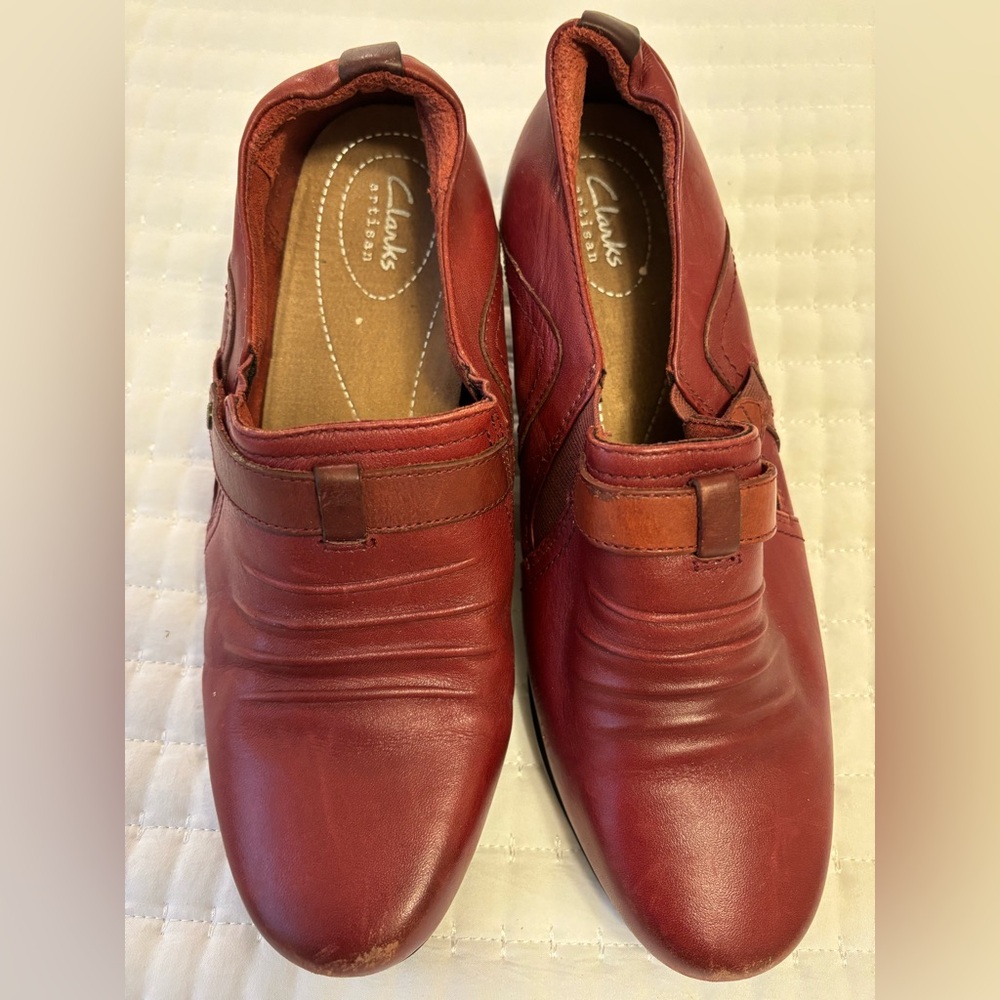 Clarks Pumps